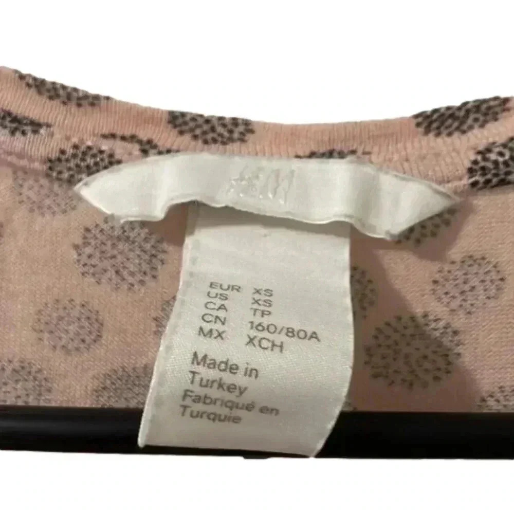 H&M Top Size XS - Picture 7 of 10